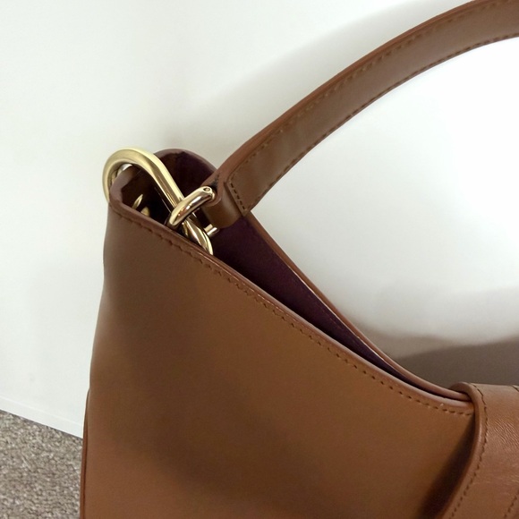 Furla Brown Leather Shoulder Bag – Italian Leather, Gold Hardware - Picture 3 of 10